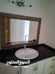  3 شقة فارغة - شارع مكة - 3نوم 1ماستر - 235م - قرب الخدمات العامة - موقع هادئ ومميز