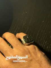  2 خواتم جزع يماني منقوش