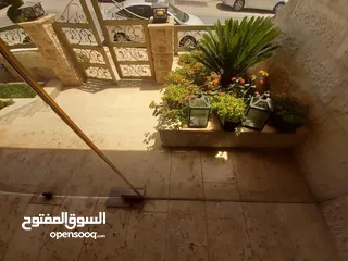  14 فيلا فاخرة في-عبدون-خمس غرف بمصعد داخلي وموقع مميز (ID# : 6871)