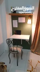  1 Foldable wall mounted table