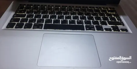  4 لابتوب للبيع نوع ابل استعمال خفيف بحاله الجديد
