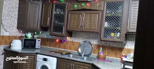  6 شقة للبيع الزرقاء جبل طارق شارع الشلال حرق سعر بداعي السفر