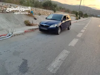  1 سكودا فابيا 2014 برايفت بنزين جير عادي 1400