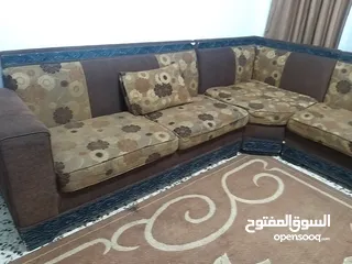  4 طقم كورنر مستعمل 7 مقاعد خشب ثقيل