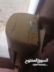  2 مكيف بعلبكي ممتاز طراز قديم يصلح للطاقه الشمسيه والمنازل، والمحلات التجاريه