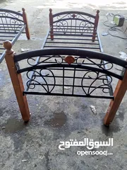  4 تخت حديد عدد 2 للبيع