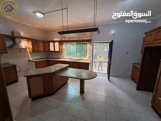  4 شقة أرضية مميزة للبيع في دير غبار  - قرب جونيا 300م مع حديقة وترسات 350م بسعر مغري