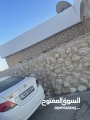  5 ارض دونم مع بيت ارضي وبيت طابقين