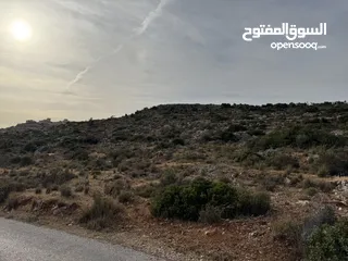  2 ارض للبيع منطقة جميلة وإطلالة جميلة