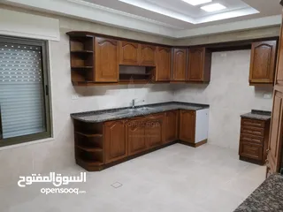  6 شقة مميزة للبيع في الرابية - طابق ثالث