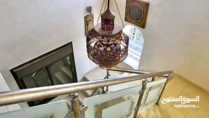  21 مين لسى ماحجز عنا !
