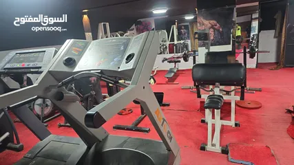  7 نادي رياضي كامل للبيع