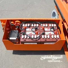  8 Scissor Lift for Rent and Sell رافعات للإجار