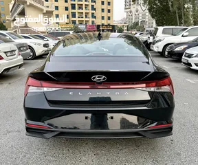  6 HYUNDAI ELANTRA 2023 SEL