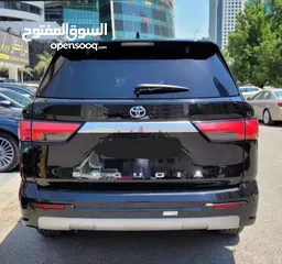  2 Toyota  SEQUOIA.  2023