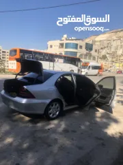  9 للبيع او البدل مرسيدس c220 اصل عمومي موديل 2006 بحالة ممتازه السعر 30 الف