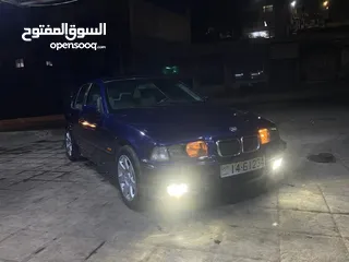  2 BMW وطواط 318