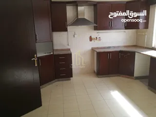  3 في أرقى مناطق الصويفية شقة طابق ثالث أخير 170م مجدده بالكامل بسعر مميز / ref 9085