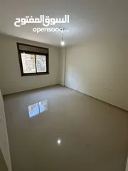  2 ثلاث غرف نوم غير مفروشة للايجار