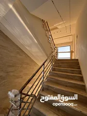  10 بالاقساط طابق ارضي مع ترس في تلاع العلي بتشطيب فندقي