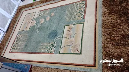  3 سجاده مستعمله طولها مترين و30 والعرض متر و70
