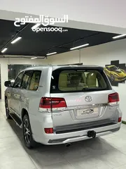  4 Toyota Land Cruiser 2018 GCC VXR تويوتا لاند كروزر خليجي