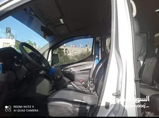  3 نيسان nv200