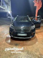  6 Kia SORENTO