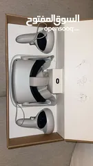  2 VR oculus شبه جديده استعمال حلو و نضيف و مطلوب فيها 800 المكان عجمان و شي توصيل