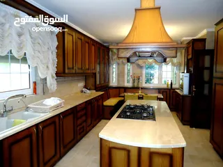  20 شبه فيلا 5 نوم للايجار  ( Property 39852 ) سنوي فقط