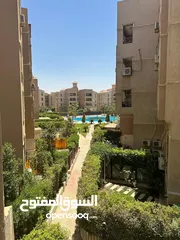  5 بالفرش كامل  أرضي بحديقه