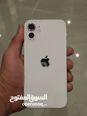  1 آيفون 12 عادي للبيع مستعمل بحاله الجديد او البدل على آيفون 15 برو