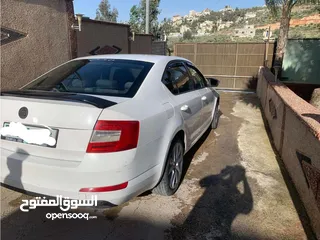  2 سكودا اوكتافيا 2013