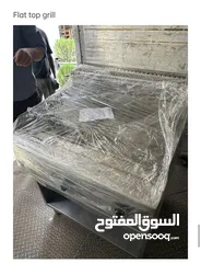  13 عده مطعم كاملة للبيع بحالة الوكالة