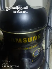  1 مكنسه كهربائيه نوع سامسونج بحاله الوكاله