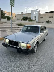  2 فولفو 240 بحالة جيدة