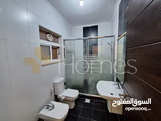  22 شقة طابق اول للايجار في عبدون بمساحة بناء 225م