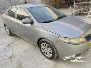  3 KIA Cerato 2011