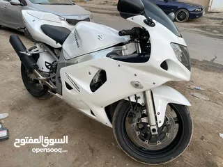  8 مطو سزوكي 2004 قوته 1000