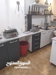  3 كاوتر محل تجاري