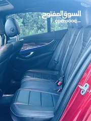  24 ‏Mercedes - Benz  E300 de