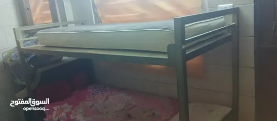  2 تخت طابقين ثقيل للبيع ب 60د