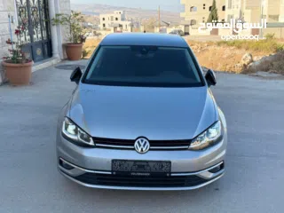  1 Golf  mk7.5 ماطور 1.5 فل اضافات عدادات ديجتال iq drive