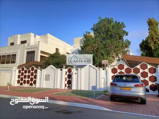  6 Beautiful and grand 8 BR villa for rent in Shatti Al Qurum Ref: 530S