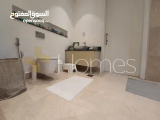  12 فيلا مع مسبح للبيع في طريق المطار بمساحة بناء 940م