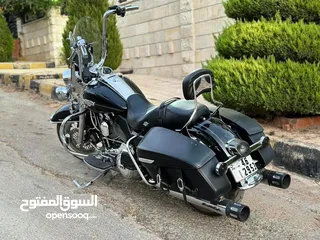  10 Harley Davidson road king classic