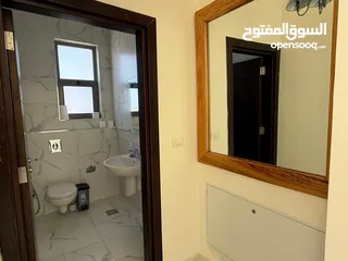  2 شقه غير مفروشه للبيع في الدوار الرابع ( Property 41016 ) سنوي فقط