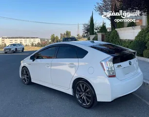  25 تيوتا بريوس فلللل كامل عاده البانوراما بطاريه مركزيه تحت الكفاله فحص 3 جيد
