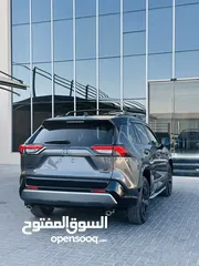  7 Toyota RAV4 SE 2022