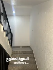  4 شقة كبيرة بمدخل مستقل تشطيب ديلوكس للايجار (مساحة 150م2)